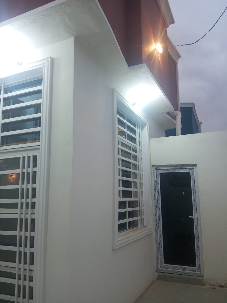 #_يوجد150متر للبيع🤠
#_اوبسعر جداً مناسب55 ابي مجال  البيت نجف  قريت الغدير 🏛بشارع المطحنه عمود 282 جميع الخدمات متوفره شارع ٢٠ مدارس موجوده كهرباء مولد اناره بلشارع 
#_للتواصل ***********
