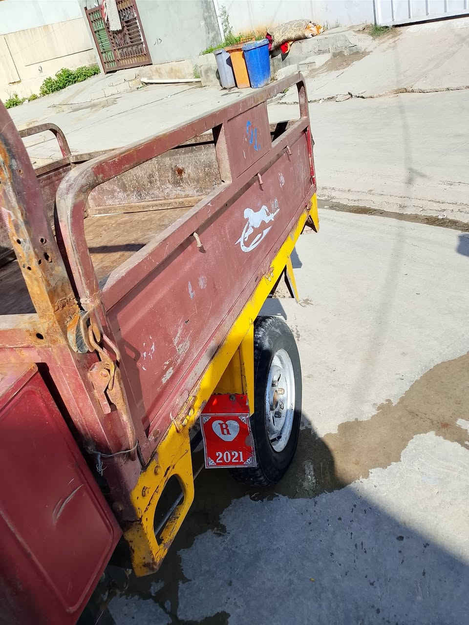 سلام عليكم ستوته موديل 14للبيع سعر 850 وبيه مجال قليل 
***********
