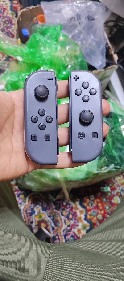 شلعة صغيرة الي على باب وتفيده يخلي عليهن سعر


**إذا كنت صاحب هذا الإعلان وتريد حذفه لأي سبب، رجاءا أرسل رسالة إلى الدعم الفني**