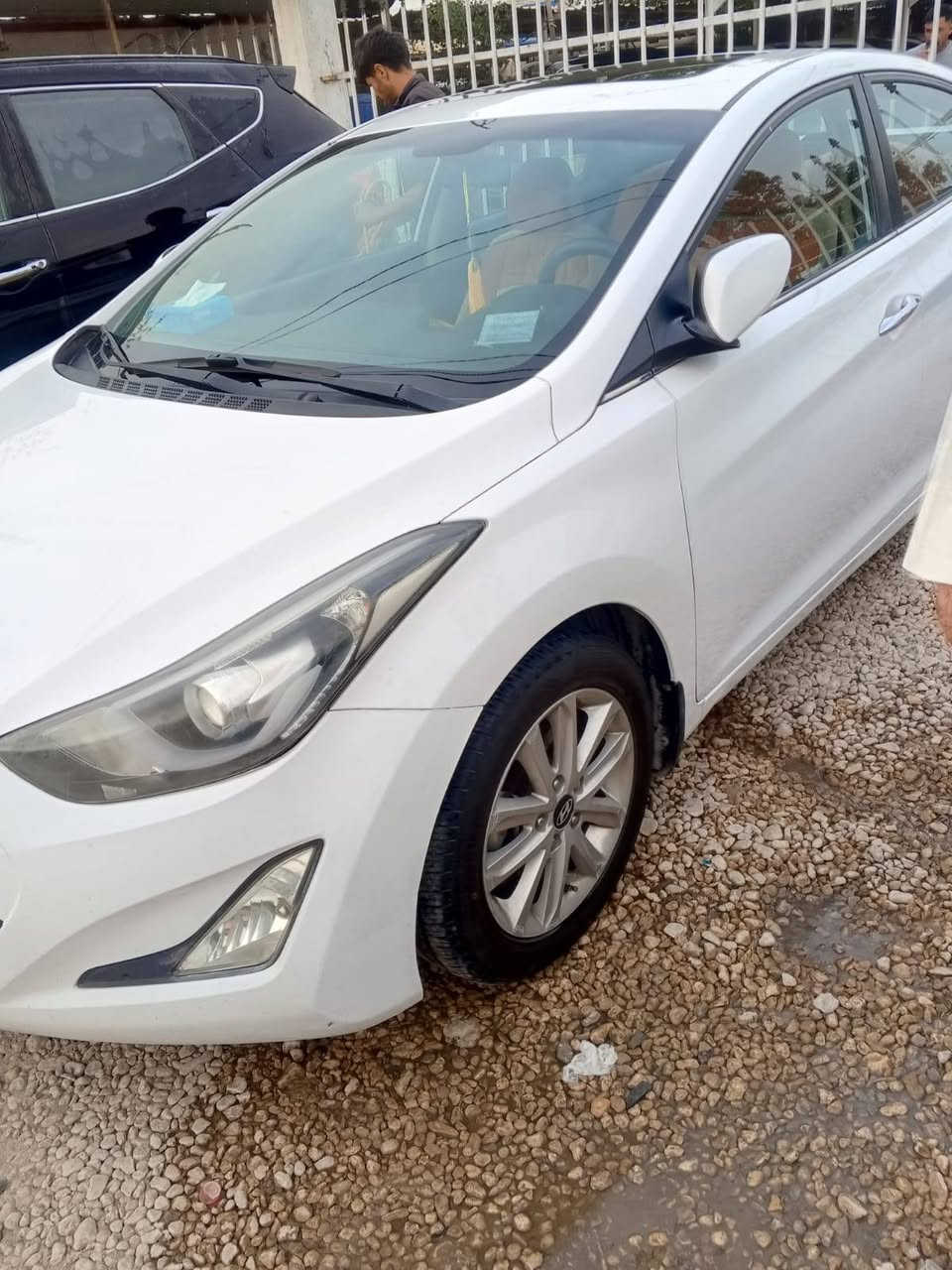 بسمه تعالى 
النترا 2016 خليجي 
محرك دوش DOSH 1800
رقم كربلاء انگليزي 
كفالة عامة من الصبغ والتبديل 
السعر 132 بيها مجال بسيط 
مكان السيارة بابل الحمزة الغربي
***********
