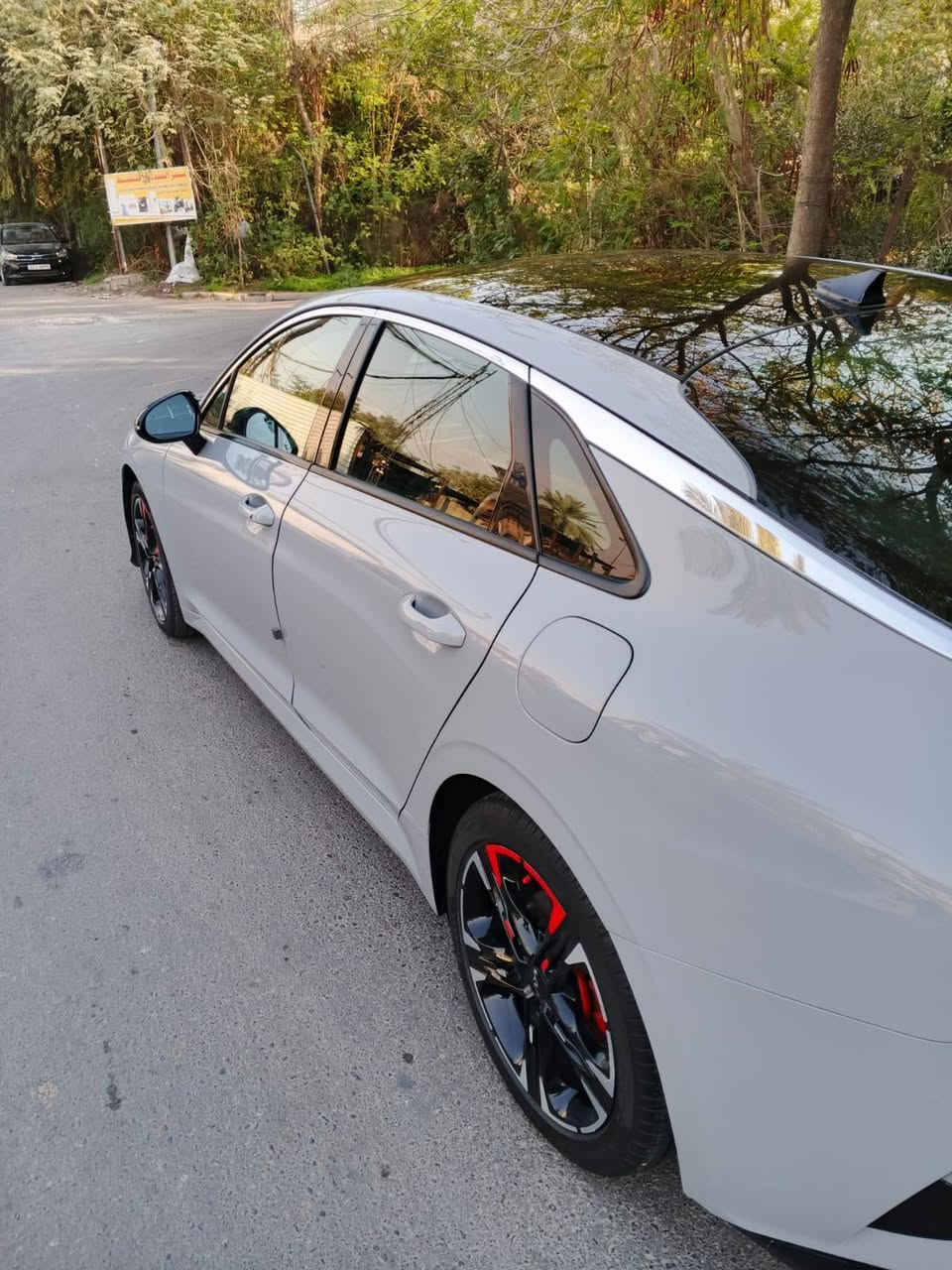 كي فايف  وارد امريكي 2024 حادث دعاميه اماميه فول جيتي لاين ماشيه 10 آلاف السعر 183$ العنوان البنوك الاستفسار على الرقم ***********
