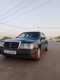 مرسيدس دب للبيع مكفوله مكينه وكير  وتبريد 🥶ومن الضربه القويه تخم تاير ...