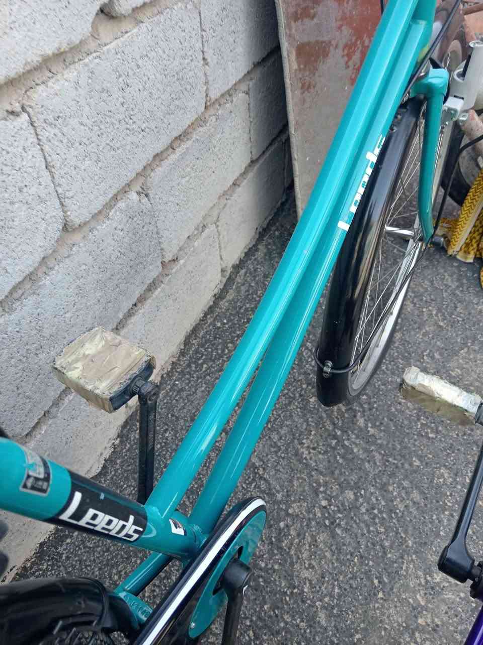 سلام عليكم شباب بياسكل ليدز موديل ٢٠١٩ لبيع البايسكل كفالة بس بس اشوية اشخوط بل صينية السعر ١٢٠ اوبي مجال *********** المكان ديالئ بعقوبة ناحية العبارة
