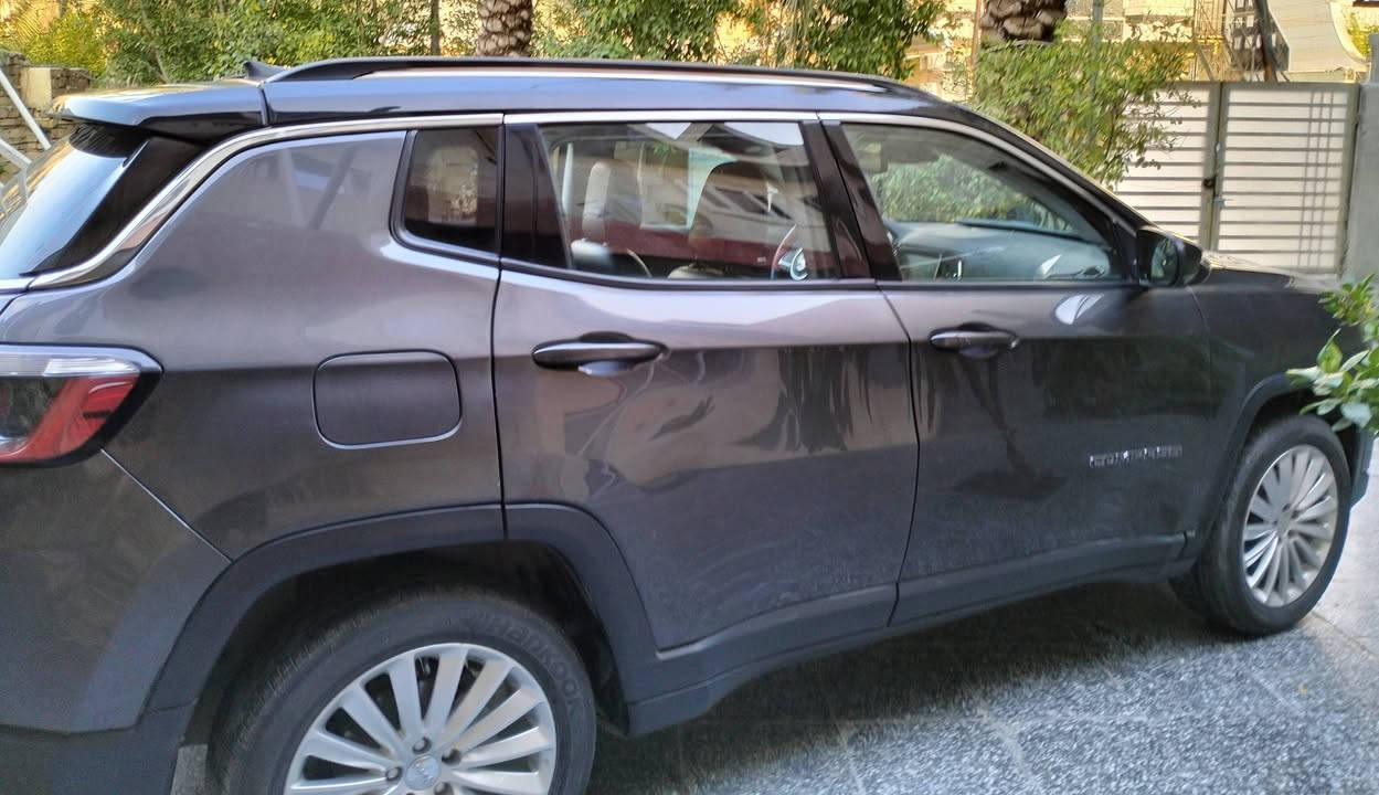 سلام عليكم بيع او مراوس بنفس السعر
جيب كومباس 2021 LIMITED

فول مواصفات عدى البانورامات 

وراد امريكي 

المواصفات : شاشة ابل كار بلي 

كامرة دوارة وية الستيرن

تحكمات ستيرن جهتين

تحكم خلف المقود 

رادار امامي يرادلة برمجة فقط 

تحديد مسار 

نقطة عمياء

كشن كهرباء

كشنات جلد  

تدفئة بالكشنات 

تبريد قطعتين ثلج 

هندبريك كهرباء

اوتو ستوب

4 منافذ USB

تضليل للجامة الخلفية كهربائي 

انارة هالوجين بلادي علامة جيب 

تدفئة بالستيرن 

السيارة لونين تكم وقمارة اسود 

اشاير بالمري

مثبت سرعة 

ويل 18 

السيارة صدر حدادية اذاين كلة جديد 

مكينة وكير وتبريد كفالة 

ماشية 35 الف MI ميل 

السيارة مال بيت صارلة سنتين ونص يمي 

رقم اربيل تحويل ثاني يوم بأسمي 

صور الحادث مرفقة بالمنشور 

الصبغ: جاملغ امامي عكس السايق مبدل ومصبوغ 

والتكمة عكس السايق كلير 

وبيه الهلال الخلفي صبغ على كد شبرين فقط هذا حادث أمريكا

وبالعراق كما موضح بالصور اكو طخة نطخت هية وواكفة وبعدني مصابغة فقط لا غير 

السعر 153 وقابل للتفاوض 

مكاني بغداد حي الخضراء 

***********

تحياتي لكم 🤍
