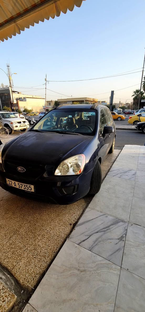 كيا راندو موديل 2008 امريكي  محرك 6 2700 تبريد تدفئة مواصفات LX تحكم ستيرن كاميرة شاشة ضرر صفحة اليمين محرك كير مال كصة سيارة نضيفة بس يحتاجلها شوي ترتيب وصبغ تقحيل سيارة ب اسمي السعر 85 
شراي اتصل *********** موصل, نينوى
