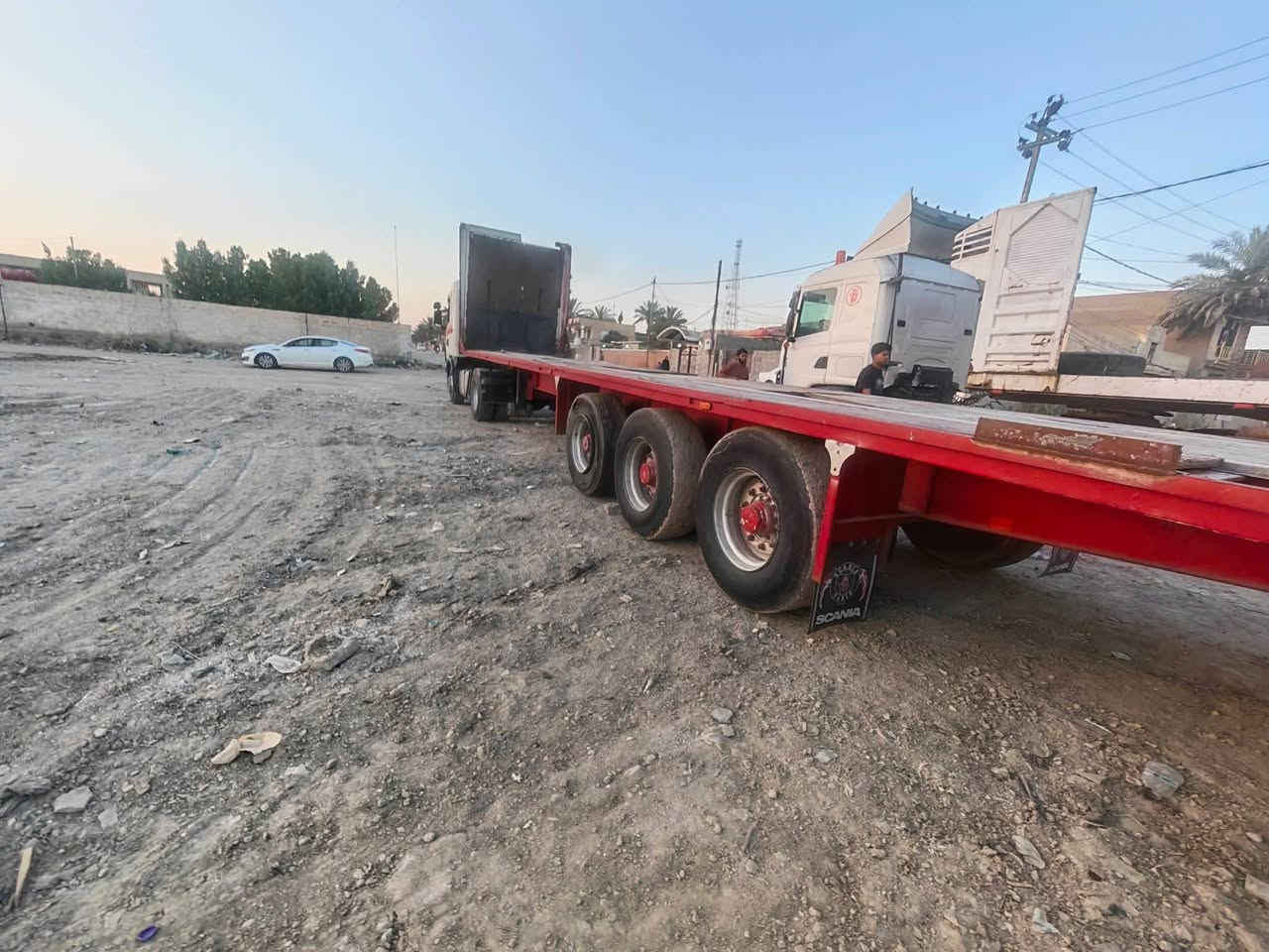 سكانيا الفينيه رقم بغداد دولي
سنويه جديده  لل2030
مكفوله كفاله عامه لا فطر شاصي ولا كسر ولاتبديل على البلادي 
محرك خير من الله لاتنقيص ولا تبخير 
كير 3×3 خير من الله 
انجكتر خطين 
السياره مسويلها ادامه جديده جاهزه من كلشي كبل للشغل تطلع ماناقصها برغي   
مكانها حله جبله 
للاستفسار 
***********
