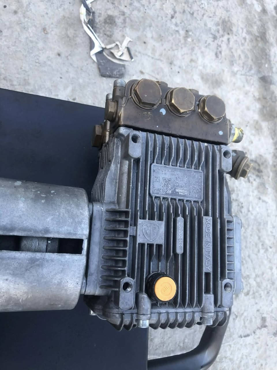 مطور غسل البيع نوعيه ايطالي على الفحص سنكل مكاني قضاء القاسم سعره ب٦٥٠وبي مجال رقم ***********
