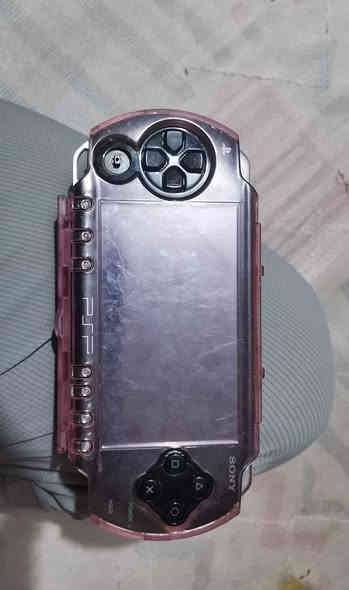 psp الله شاهد ما اعرف شنو وضعة ولا عندي شاحنة افحصة اشتريتة من ولد گال شغال بس شاحنتة ماكو  نظيف ب25 الف للحجز *********** عمارة
