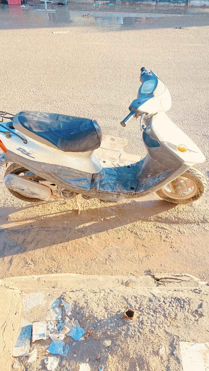 دراجه بيجي تسعة زروف مفتوحه للبيع
مكاني ناصريه مركز المحافظة حي الفداء 
هاتف ***********
السعر ع خاص
