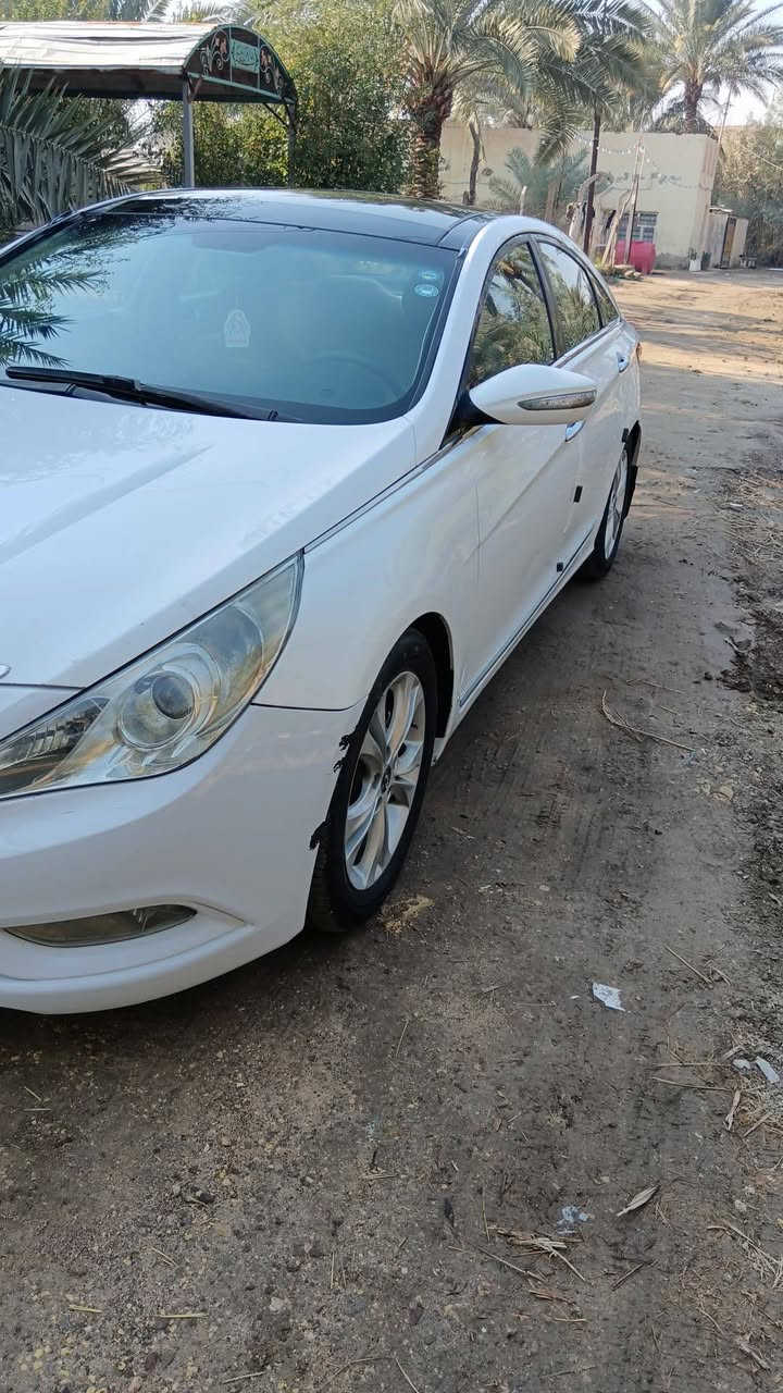 مكينه ٢٤٠٠ سنويه وهزه جديده باسمي ومكفوله السياره فقط بارد تبريد قطعتين
السعر ١٢٣ وبي مجال للاستفسار ***********
مكاني ديوانيه
