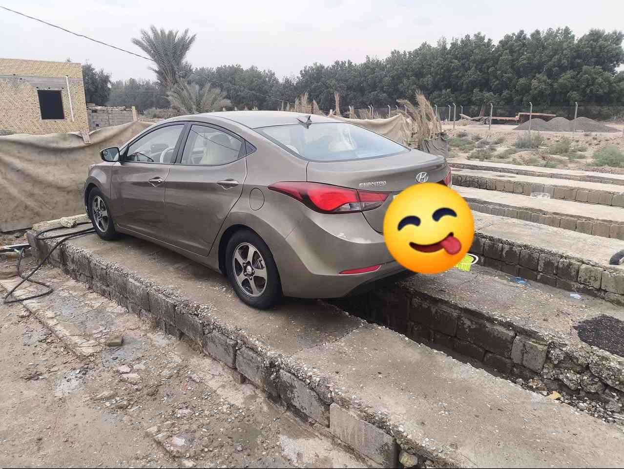 النترا. 16وارد امريكي بيهه جاملغ گدام جهة الصدر مصلح نفسه مكفوله ضربه وتبديل ليبل واحد السياره
بيهه رشات صبغ ابيع احزام.
مكينه 2000 دوش مكفوله من الفتح والتبخير والصوت  وگير 6 نمر AT 
السياره بأسمي رقم نگليزي ذي قار سنويه جديده
حداديه وره وگدام بالكارتون تخم تاير بالچيس 
مكاني ذي قار
***********
سعره 96
