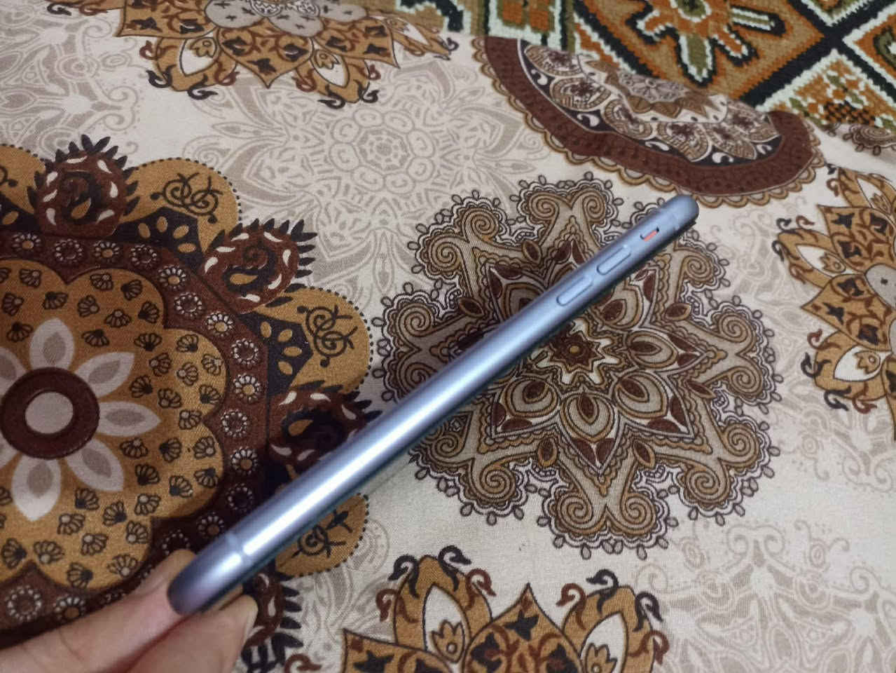 السلام عليكم ايفون 11لون مميز الذاكرة 128 نموذج mاصلي مامبدل اي شي بي بطارية بلادية اصلية 83 ومحدث لاخر تحديث نظافة الجهاز 95‎%‎ ويا شاحنة اصلية ايضاً
السعر 270 وبي مجال بسيط مكاني السليمانية..


**إذا كنت صاحب هذا الإعلان وتريد حذفه لأي سبب، رجاءا أرسل رسالة إلى الدعم الفني**