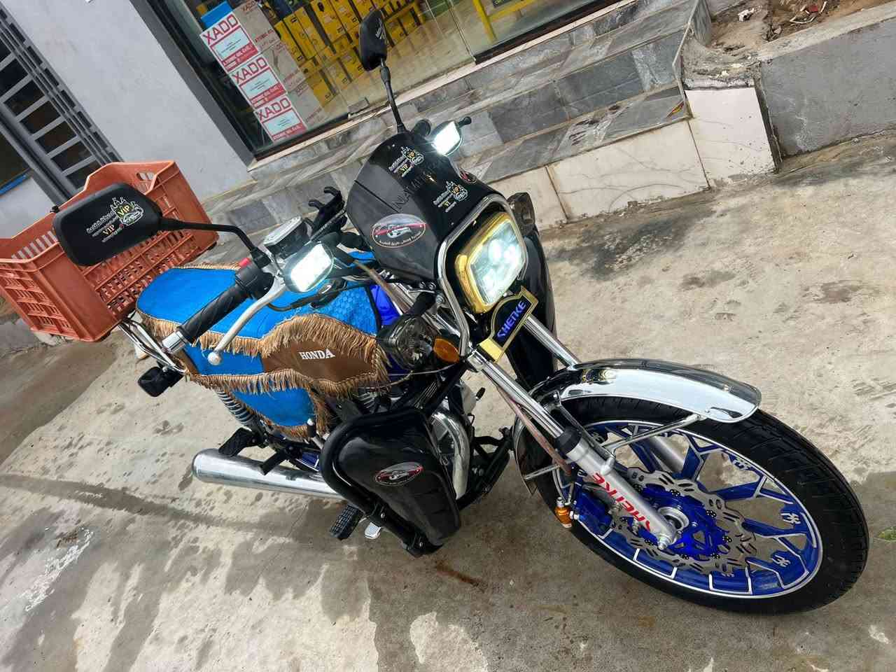 السلام عليكم
موطور للبيع 24 شرط النضافه يشغل نگره سلف منفيس موجود السعر  750 وبي مجال للشراي 
رقم صاحب الماطور *********** والخاص مفتوح
