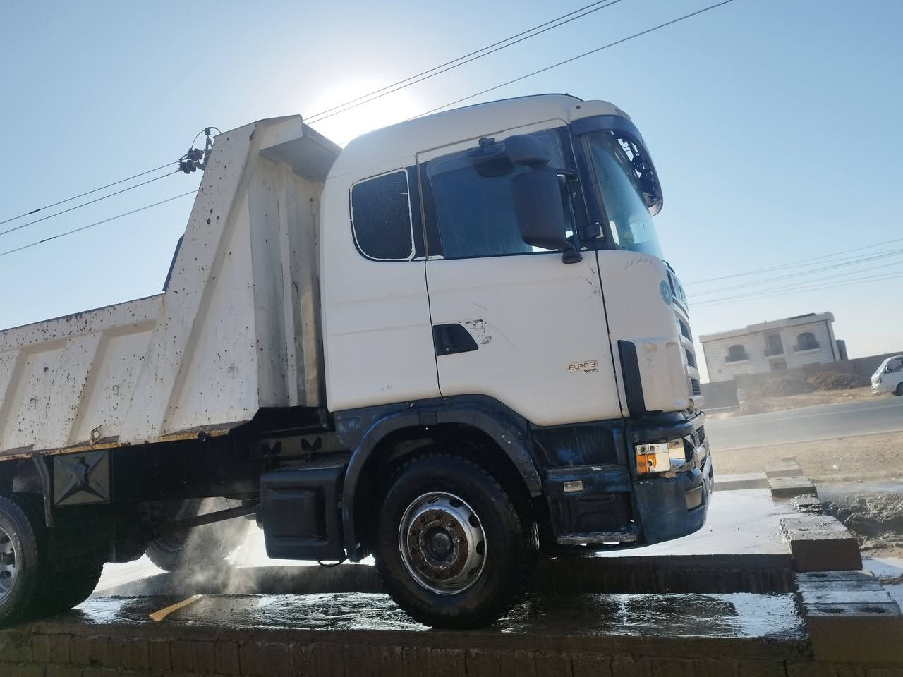 السلام عليكم موجودگلابه إسكانية بومه 2001كله شرط محرك كير اكسل شاصي تيرات رقم اىبيل شرط التحويل سنويه الى السعر اتصل وتدلل ***********
