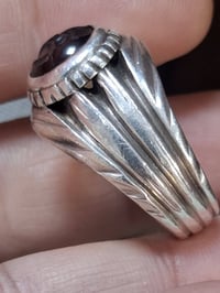 ياقوت قديم • صياغة علي