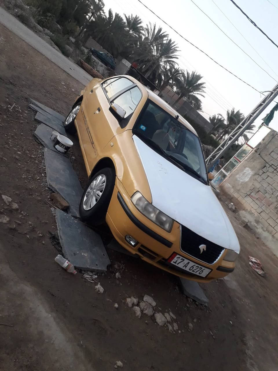 سمند للبيع مديل 10السياره رقم انكيلزي امصفره من كلشي كير مكينه مكفولات عوزها بس تبريد ضررها طخه جاملع خلفي ومصلحه السعر(25)وبيه مجال ***********
