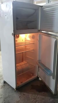 ثلاجه ١٨قدم • ماطور جديد • الكشر تعبان