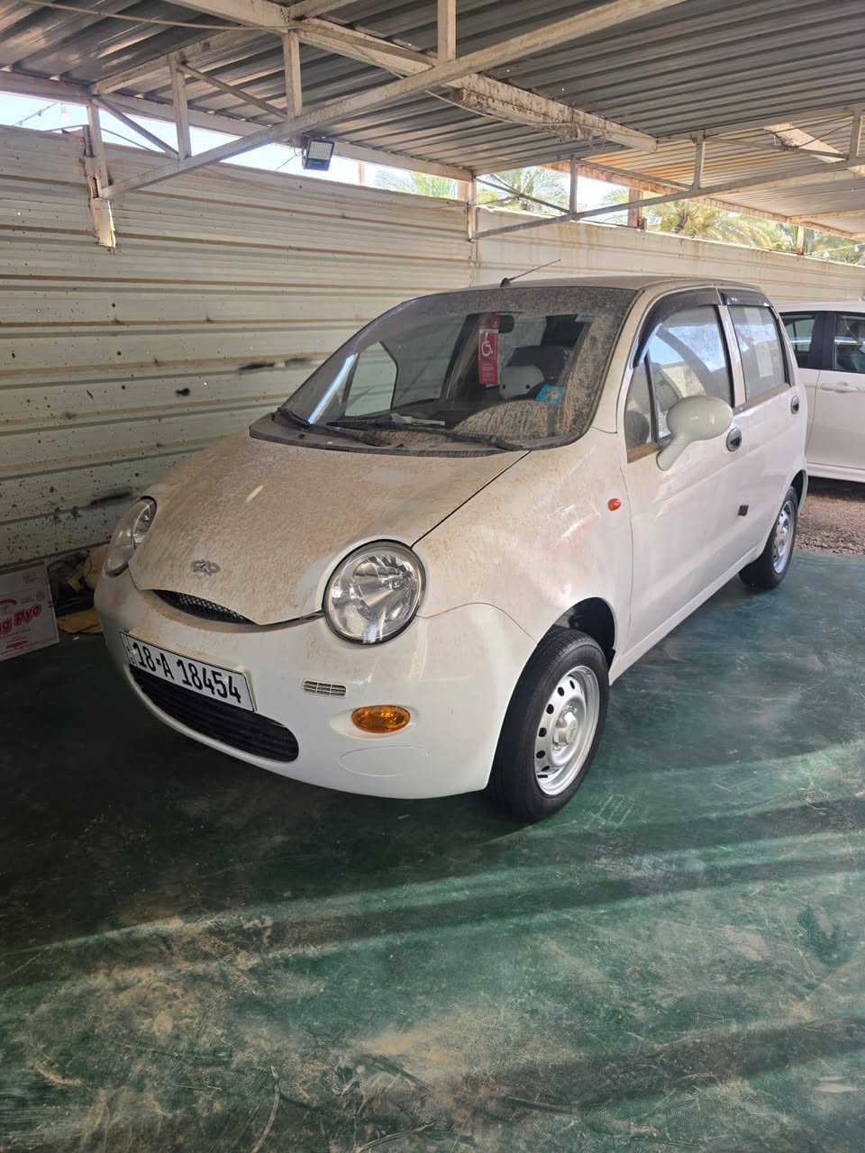 السلام عليكم
كيو كيو 
موديل 13 
رقم بابل دولي 
محرك 100%
كير 100%
تبريد 100%
حداديه 100%
تخم  وسبير 100%
سياره متصرف عله (درهم)
السياره مكفوله من (الضربه)
بيه تعمير بس دوس صبغ ودعاميات ثنين نفس اللون 
والباقي شوف ( العين ) 👀
سعر السياره 33وبيه مجال قليل 
اي استفسار الاتصال ***********
