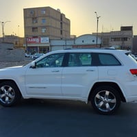 كراند شيروكي • ٢٠١٤ • فتحة بانوراما