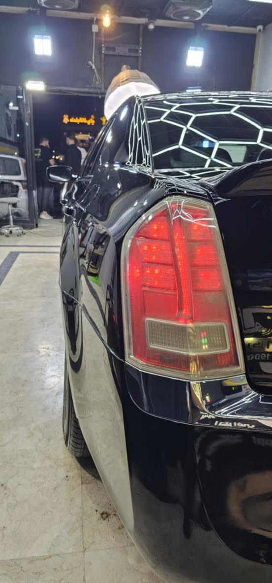 السلام عليكم 
اوباما موديل 13 دخوليه كلين بدون حادث وصبغ سياره مكفوله من صبغ وضربه فئه300 تبريد ثلج حداديه حلوه كير ومحرك نضاف رقم دولي 
مكان بابل حله سعر 188 وبيه مجال 
***********
