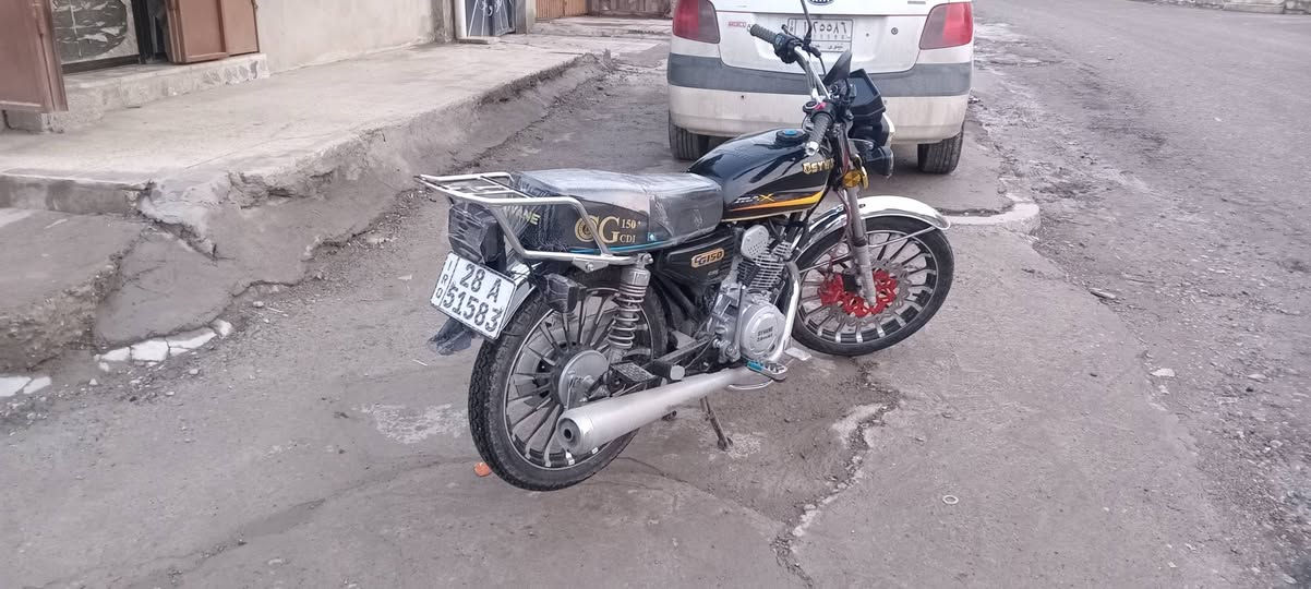 السلام عليكم سيفان مكينه ١٥٠ مرقم مشروع وطني بأسمي صارلو شهرين من شديتو ماشي ٢٥٠٠ جديد مليون ٧٥٠
***********
***********
