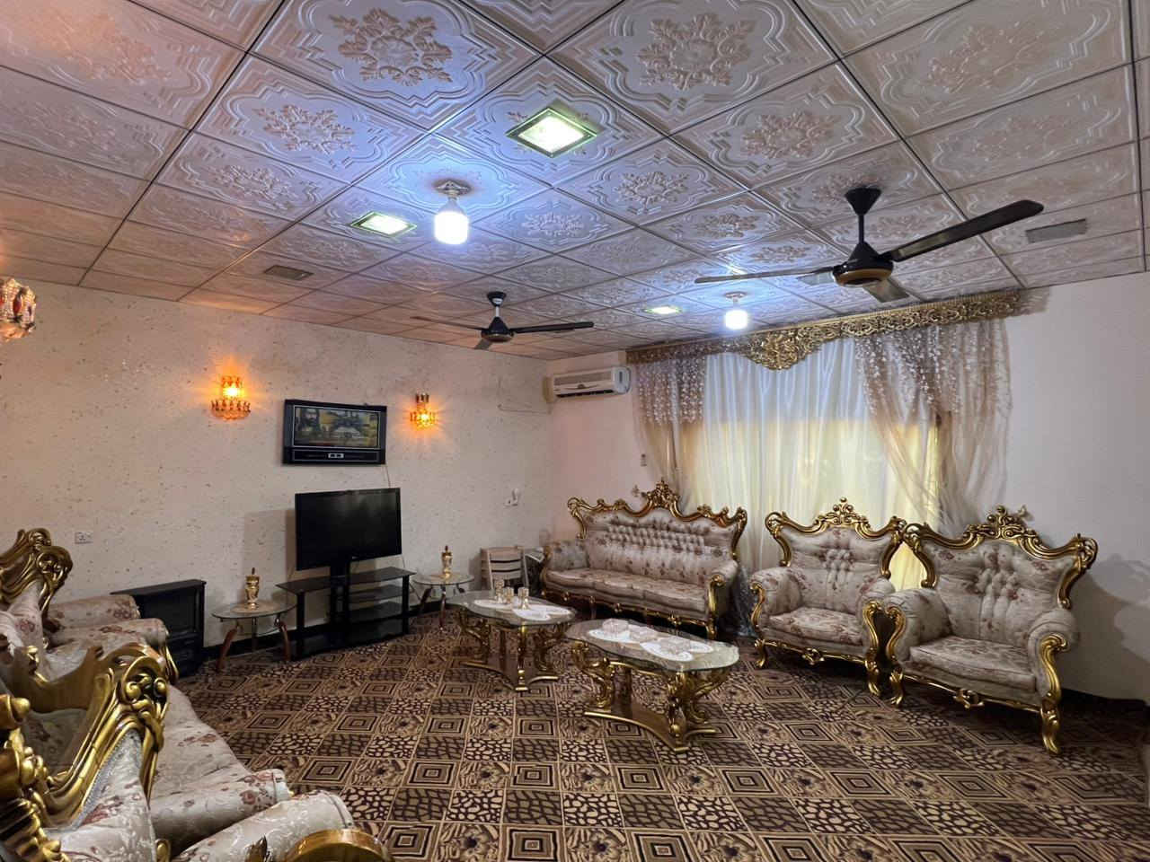 #اعلان بيت للبيع او مراوس باركوازي

المساحه ٢٤٠متر طابقين

نوع العقار زراعي ومقدمين معامله لطابو

الموقع اركوازي كيعان شيخ وريا وره فرن الصمون

يحتوي طابق اول ع غرفتين وهول واستقبال ومطبخ وصحيات
طابق ثاني يحتوي ع غرفتين وهول وصحيات

للبيع او مراوس بمشتمل باركوازي

للاستفسار خاص او اتصل ***********
