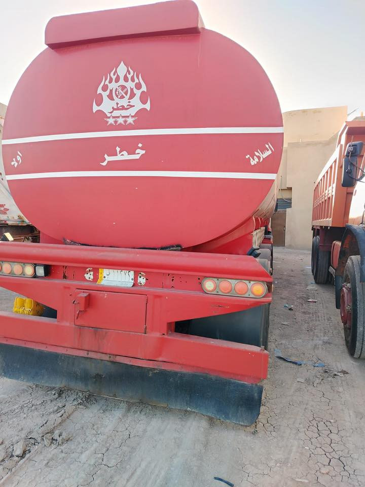 رينو موديل 2003
كفاله عامه العربانه مربوطه وراه
سنويه ليست منتهيه شرط التحويل

مان سنويه جديده شرط التحويل
مكينته تعبانه
***********
