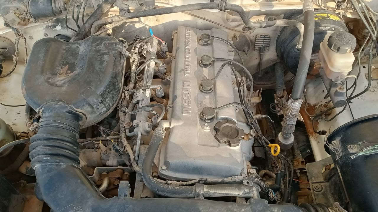 سلام عليكم بيكم نيسان للبيع موديل92 سياره خير من الله عليهه محرك وكير مال 14 ومكفولات رقمهه قادسيه السياره باسمي سنويتهه تنتهي 28سياره كامله ما بيهه نقص كهربائياتهه شغاله والجام كهربائي السعر 50 وبيها مجال للاستفسار الاتصال على ***********
