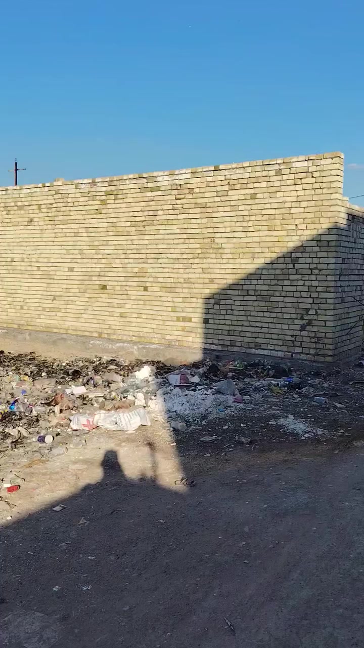 السلام عليكم يعلن مكتب الكوخ للعقار عن بيع قطعة أرض طابو زراعي حي الأسرى باقي التفاصيل داخل الفيديو
المساحه 118م
الواجها 11م
النزال 11م
السعر 20 قابل للتفاوض للإستفسار مراجعة مكتب الكوخ او الاتصال على الأرقام
***********
***********
