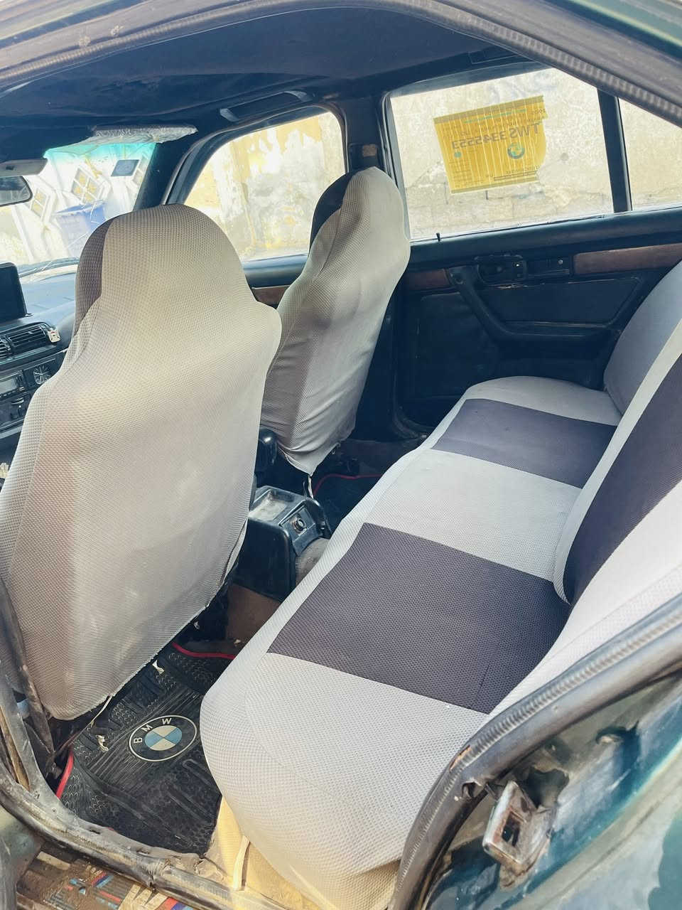 بيئم 535 للبيع نضافة فول محرك مفتوح كهربائيات كاملة سلايد روف رقم الماني جديد سنوية باسمي تحويل ثاني يوم رقم واسط شاشة شغاله وبلوتوث وسماعات كاملة شغاله تخم تاير جديد حماوه مابيها ابد سيارة نضيفة وعلى حسب الاصول السعر ٥٥ واي استفسار على هذا رقم ***********
