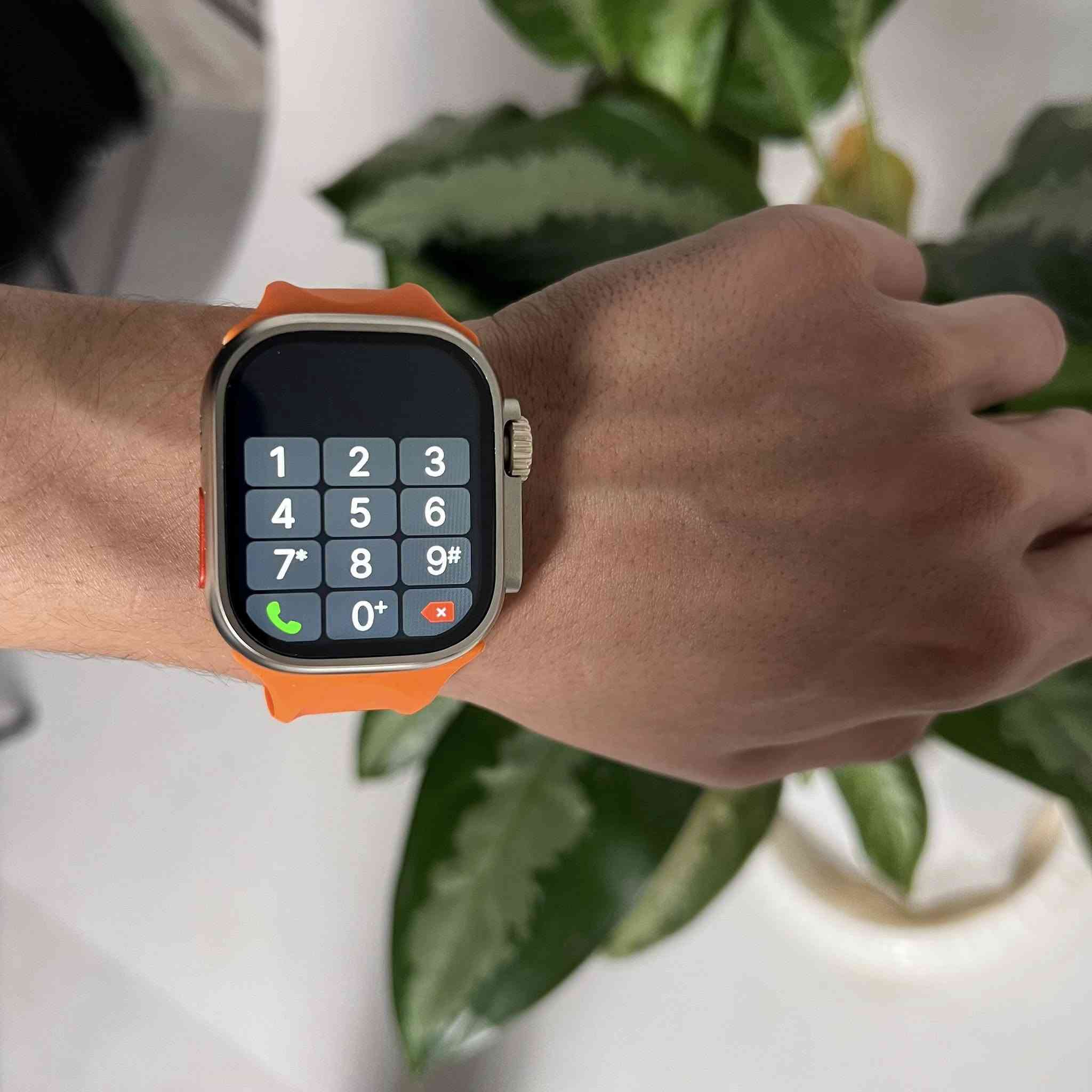 بوكس ساعة ذكية وسماع وايربود كل هذا اب سعر 26 الف + التواصل مجانا جميع محافظات العراق ⌚🎧✨ كل تقنيتك في باكج واحد!

باكج ROOK-460 الذكية يجمع لك ساعة WATCH 10 بشاشة كبيرة 2.09 إنش + سماعة رأس لاسلكية + سماعات أذن TWS 🔥

اتصال بلوتوث سريع وثابت حتى 25 متر 📶
بطارية عملية تدوم للمكالمات والموسيقى 🎶📞
متوافق مع Android و iOS 📱

كل اللي تحتاجه… بصندوق واحد! 🚀


**إذا كنت صاحب هذا الإعلان وتريد حذفه لأي سبب، رجاءا أرسل رسالة إلى الدعم الفني**