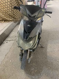 دراجة للبيع كشر تعبان بطاريات نضيفات ع فحص   السعر 200 الف قفل للأستفس...