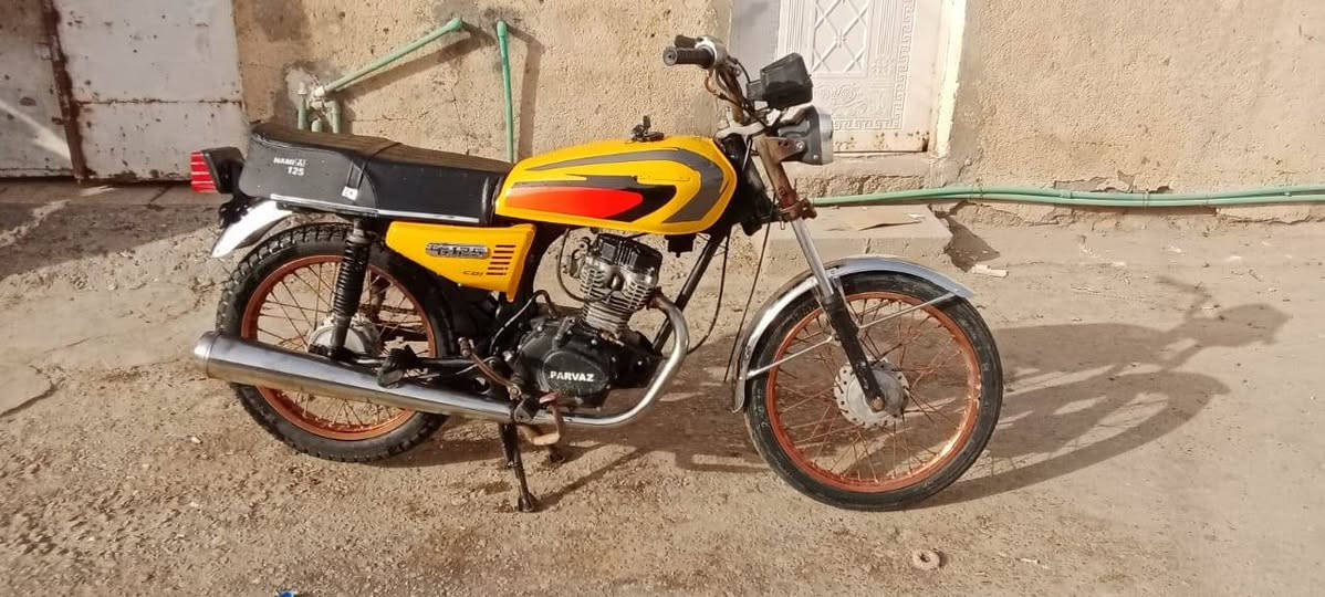 للبيع ادوات ماعرف بيهن مسلسله ومقفوله سعر 250 وبيها مجال زبير ***********
