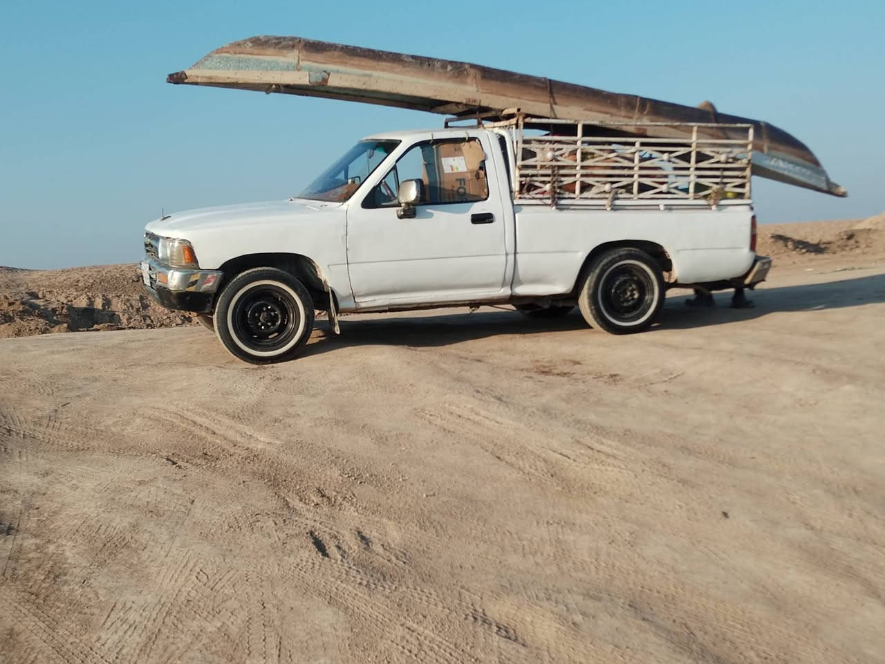 تيوته ٨٩العنوان الدوانيه بغماس  مكفوله كير ومكينه وشاصي  رقم نكليزي   بسمي   رقمه قادسيه   *********** مداورة ثاني يوم  السعر 33  ويريده بيه مجال وتخم تير
