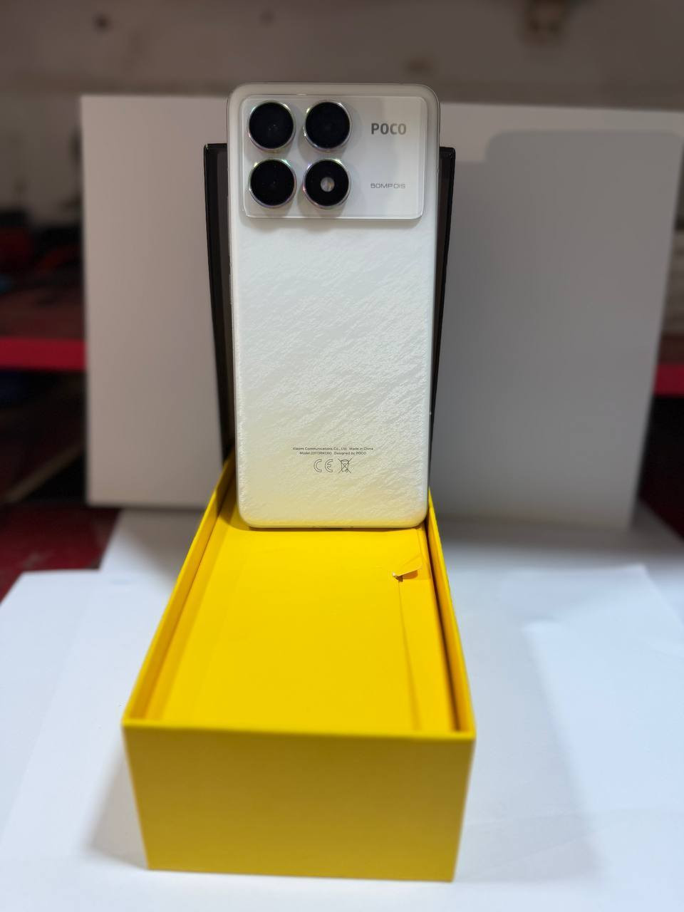 بوكو F6 برو
الشاشة امولد 120 هيرتز 
بوبجي 120 فريم 
شحن بسرعة 90W
بطارية بسعة 5000
معالج سناب دراغون الجيل الثالث 
ذاكرة 512 رام 16
كاميرا بدقة 50 ميكابكسل 
وسيلفي 32
شاشة بدقة 2K مليار لون
سعر375


**إذا كنت صاحب هذا الإعلان وتريد حذفه لأي سبب، رجاءا أرسل رسالة إلى الدعم الفني**