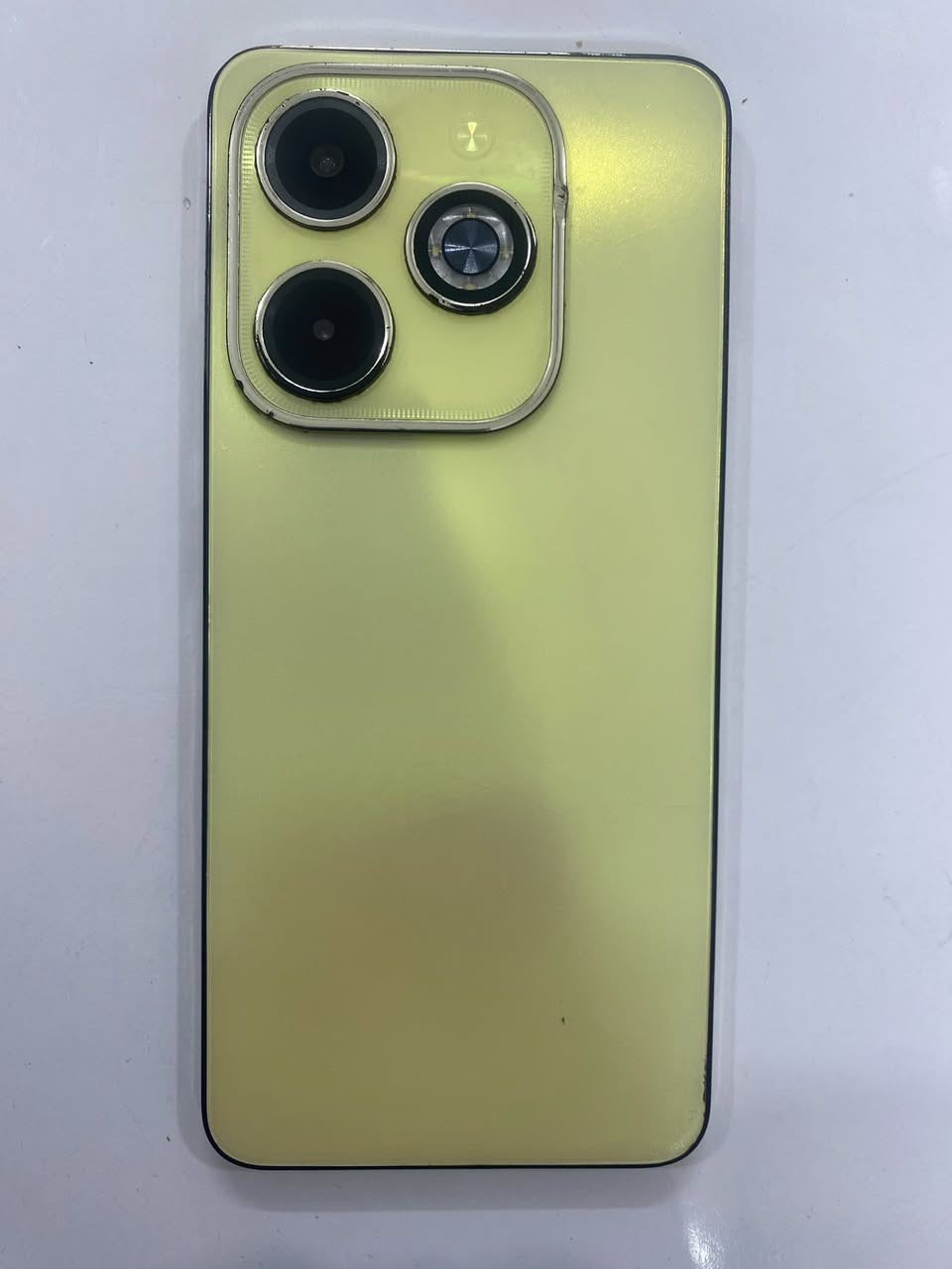 انفنكس هوت 40i
ذاكرة 128 وعشوائية 4
بطارية 5000
نظيف جداً
السعر 75 وبي مجال بسيط جداً
العنوان كربلاء حي العامل
***********
