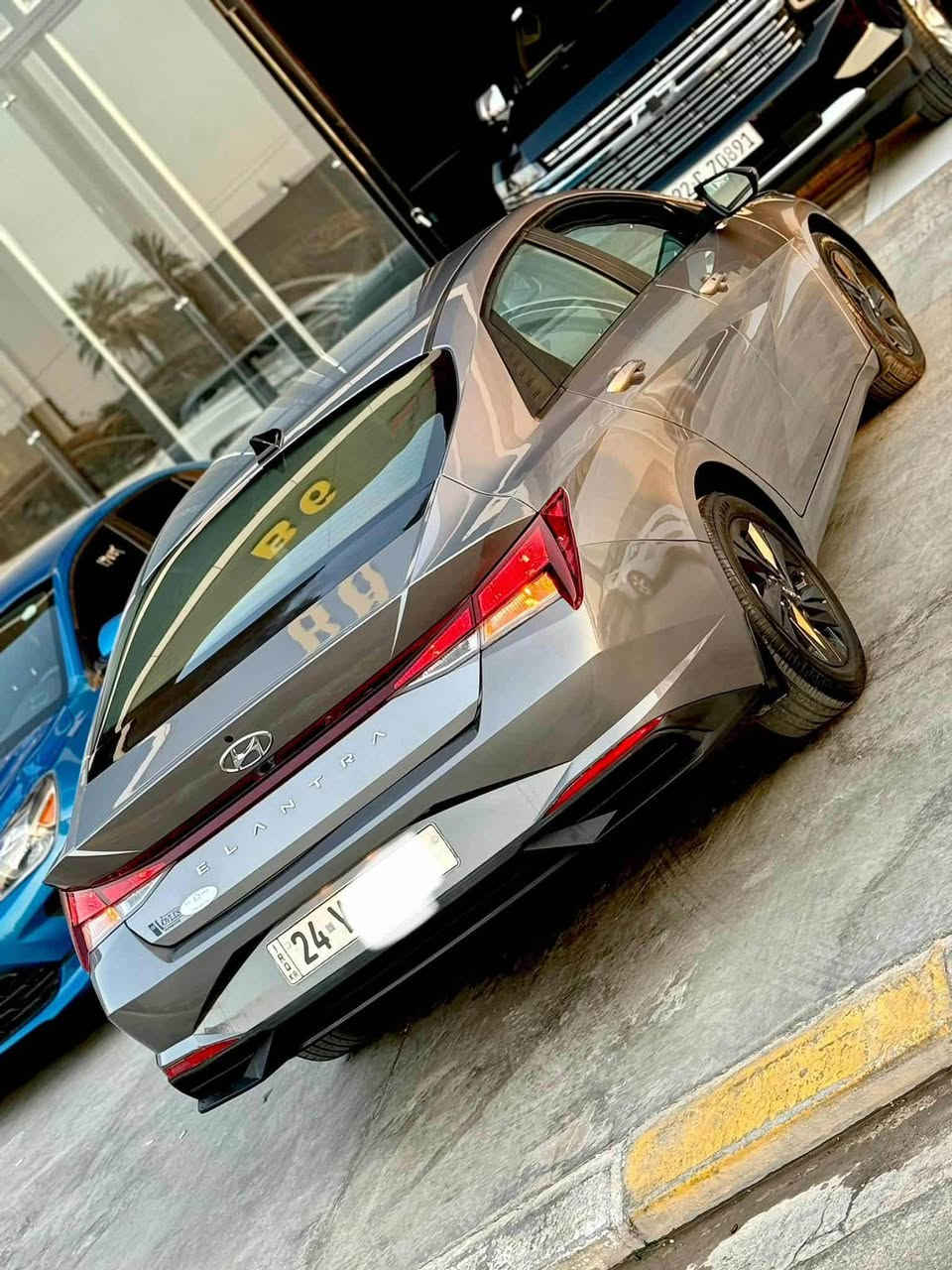 للبيع نقداً… النترا موديل ٢٠٢١… كير اوتو… محرك ٤ دوش…. بصمة… شاشة…رادارات…. بيهه قطعتين صبغ بدون شواصي بشرط… رقم وسنوية جدد… السيارة مابيهه برغي نقص وجاهزة… المكان دهوك… السعر ١٣٥ ومجال… للاستفسار 
***********
*********** دهوك, العراق
