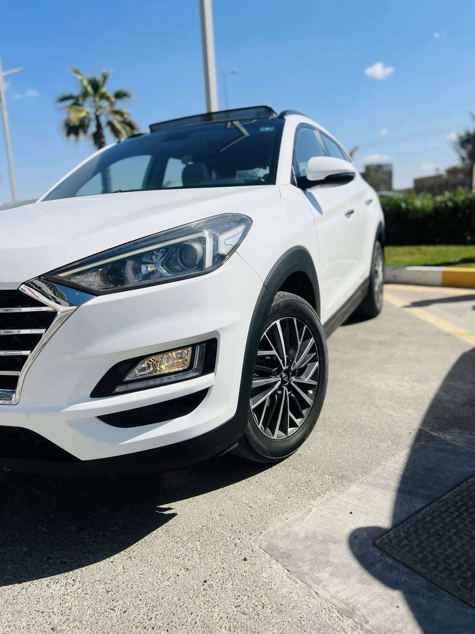 رمضان مبارك
توسان 2020خليجي وكاله الگاصد 
سونار مرفق بالمنشور 
بيها نص البنيد صبغ 
ماشيه(69Km)حقيقي ادك جرس من تعبر الـ120
فول مواصفات:
بنوراما طكتين 
بصمه تشغيل +بصمه ابواب 
اشاره ترحيب وطي المري عند الاقتراب 
حساس امامي+خلفي 
اريل نفكيشن +شاشه كار بلاي +اوامر صوتيه 
كشنات كهربائيه +شاحن لاسلكي 
مود درايف ECO/SPORT/NORMAL
السعر(196)$
مكان السياره بغداد الغزاليه

هـ***********
