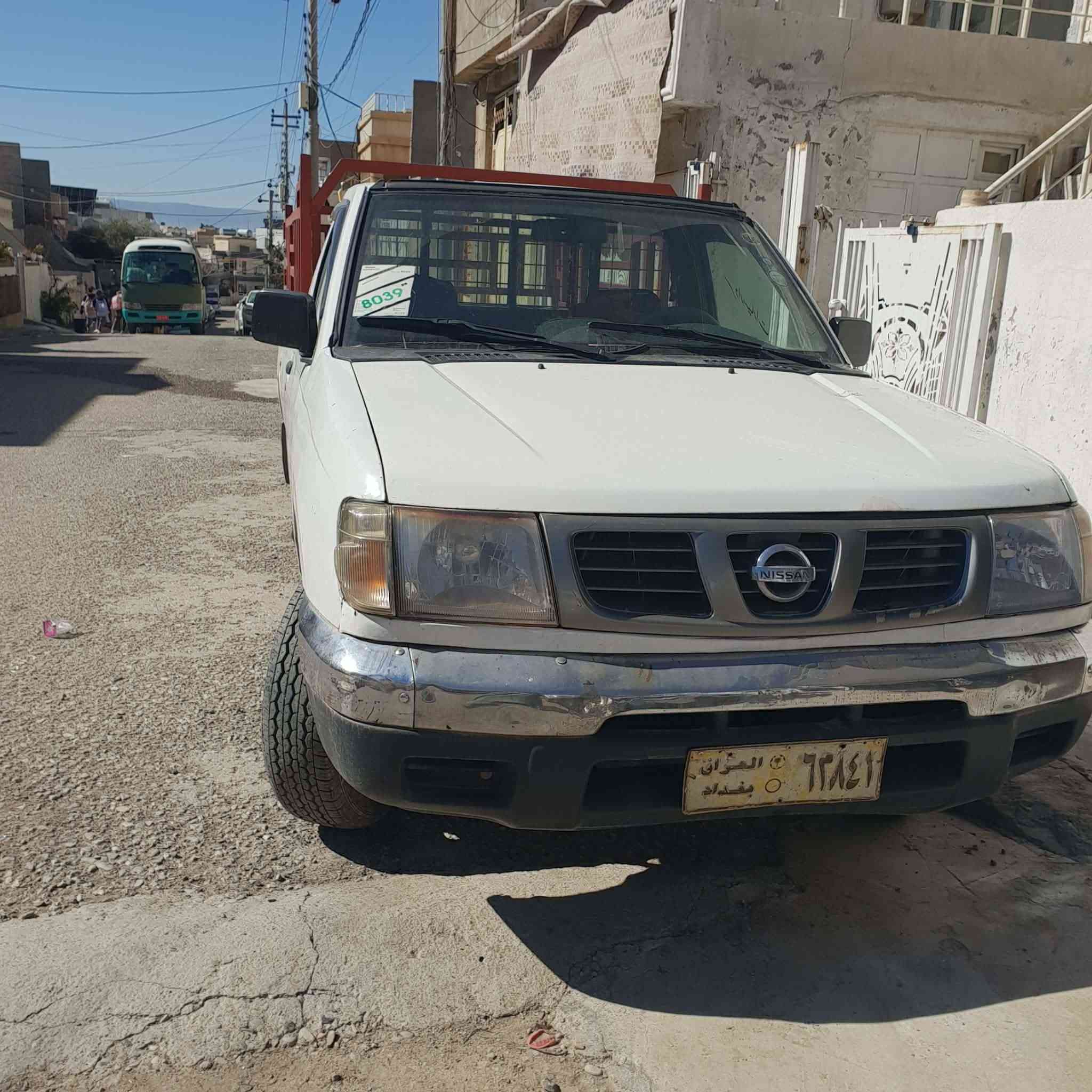 نیسان پیکاب مۆدێل 2001
گێڕو مەکینەوئەکسل بێ عەیب ئاڕم پلاستیک توندوتۆڵ بێ مەسروف 80گەڵا
ژمارەی تەلەفون*********** سلێمانی
