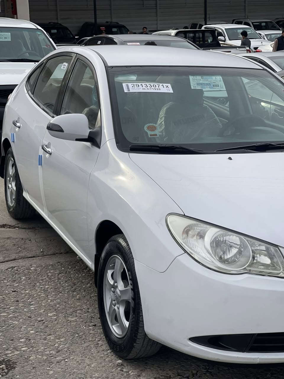 السلام عليكم
هونداي النترا 2011 لون ابيض 

دكشن عالي 

سياره رقم دهوك  

سياره كير عادي 

كير محرك شرت ما مفتوح 

اشاير بلمري

4 دسك

يدات بيض بلادي

ويل كروم 5 

جرس سرعه

داخل لونين

🔺السياره بس شبرين بي كارت باب خلفي  

 

مكان سيارة عقره 📍

رقم الهاتف واتساب او فايبر ☎️

***********
