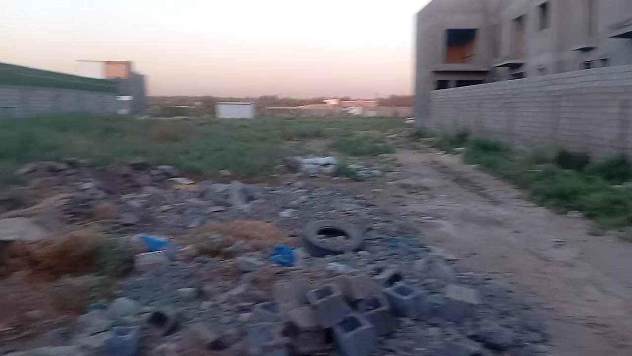 سلام عليكم قطعه ارض للبيع المساحه ربع دونم اي 625م حلو ومرتبه خدمات كامله واجهه الارض 12.75م نزال الارض 49م طبعا الارض فقط سكن الشارع مالتهه صب عرضه 8متر  كهرباء وماء اساله وماسقي كلشي متوفر سند 25 مكاتبه إقرار محكمة المكان الدوره البوعيثه قرب مدرسه الاحرار بالضبط للاستفسار الاتصال بالرقم التالي ☎️
***********
سلام عليكم قطعه ارض للبيع المساحه ربع دونم اي 625م حلو ومرتبه خدمات كامله واجهه الارض 12.75م نزال الارض 49م طبعا الارض فقط سكن الشارع مالتهه صب عرضه 8متر  كهرباء وماء اساله وماسقي كلشي متوفر سند 25 مكاتبه إقرار محكمة المكان الدوره البوعيثه قرب مدرسه الاحرار بالضبط للاستفسار الاتصال بالرقم التالي ☎️
