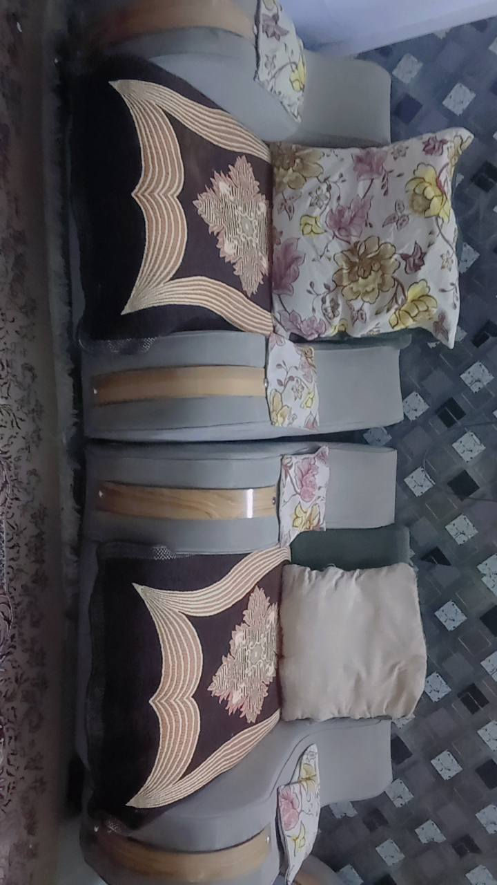 السلام عليكم تخم للبيع بي اضرار بسيطة ويا هذني الطبلات ب
250ب مجال


**إذا كنت صاحب هذا الإعلان وتريد حذفه لأي سبب، رجاءا أرسل رسالة إلى الدعم الفني**