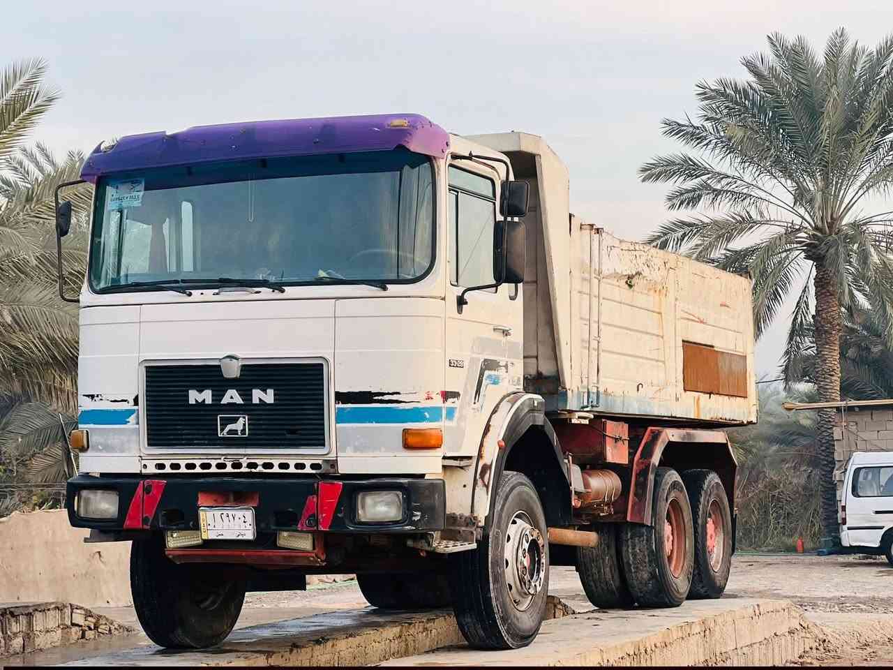 مان مديل ٨٦ رقم ديالى سنويه ٢٨ قلاب بلادي تخم تاير محرك البي٨ محسن كير برميل كير ومحرك البي مجموعة جي اف  وربع شاصي مكفول من صبغ وفطر *********** مكان في كربلاء
