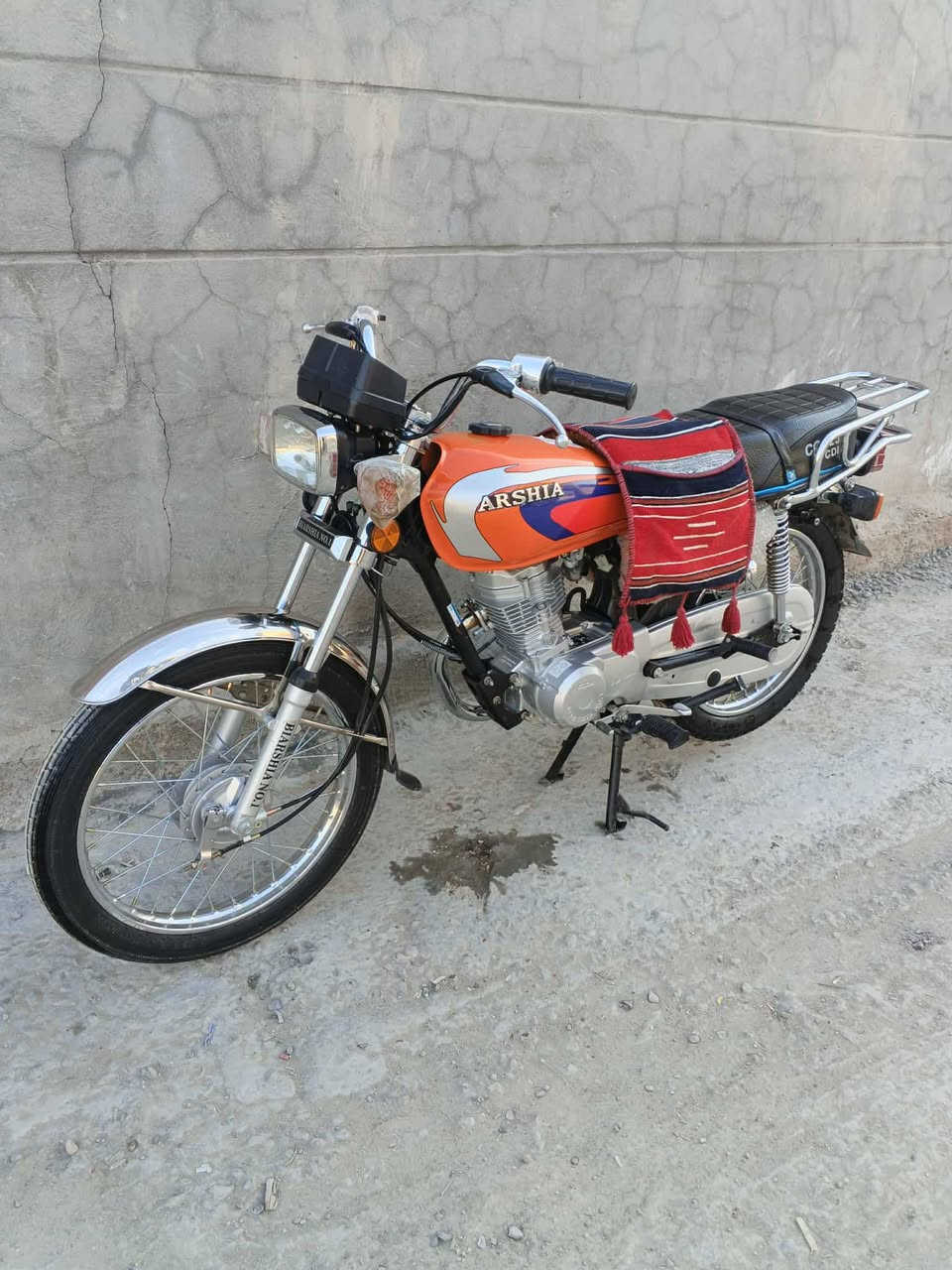 السلام عليكم دراجه اربعه كير ارشه موديل 26 الدراجه نضيفه شوفه عينك مكفوله من كلشي السعر 675 قفل🔒 المكان المسيب حي الجايد الرقم ***********
