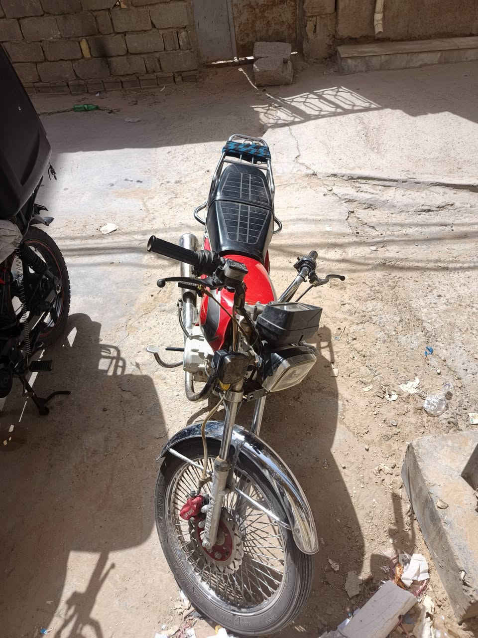 دراجه سونك 2024 
اوراقر كهربائيات مو شغاله 
ناقصه باتري وبعد كم شغله بسيطه
مكينه ما مفتوحه   
السعر 450  وبيه مجال بسيط
الدراجه ما وكفتني بشارع لحد هذه اليوم 
عنوان كربلاء   
للتواصل

***********
