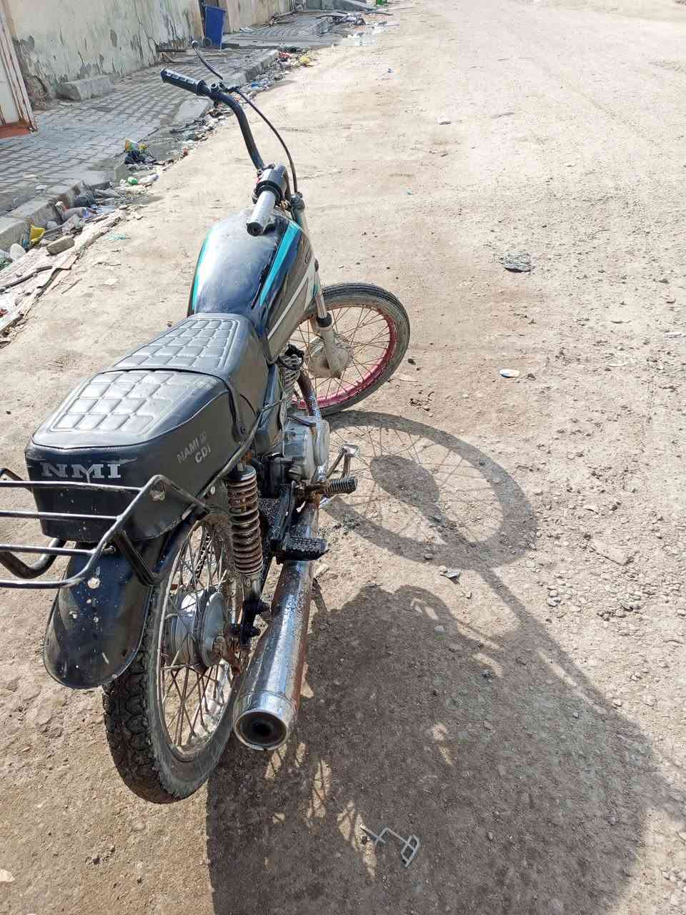 دراجه ايران  مكينه نامه نضيفه  سعر  275وبيه مجال مكان بصره معقل  ***********
