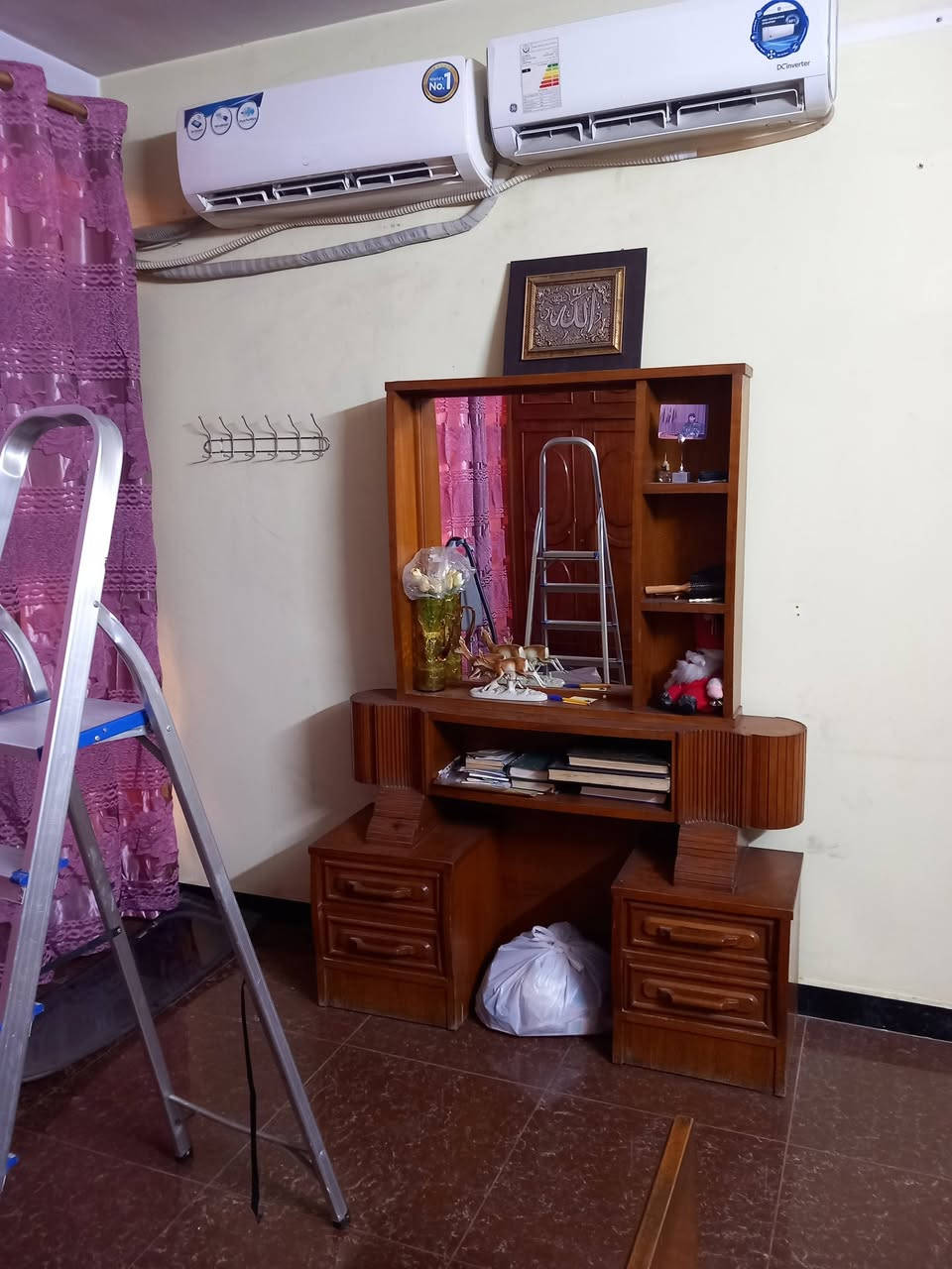 غرفة.نوم.داخل.وخارج.صاج
السعر.600.الف.دينار.بيع.مستعجل


**إذا كنت صاحب هذا الإعلان وتريد حذفه لأي سبب، رجاءا أرسل رسالة إلى الدعم الفني**