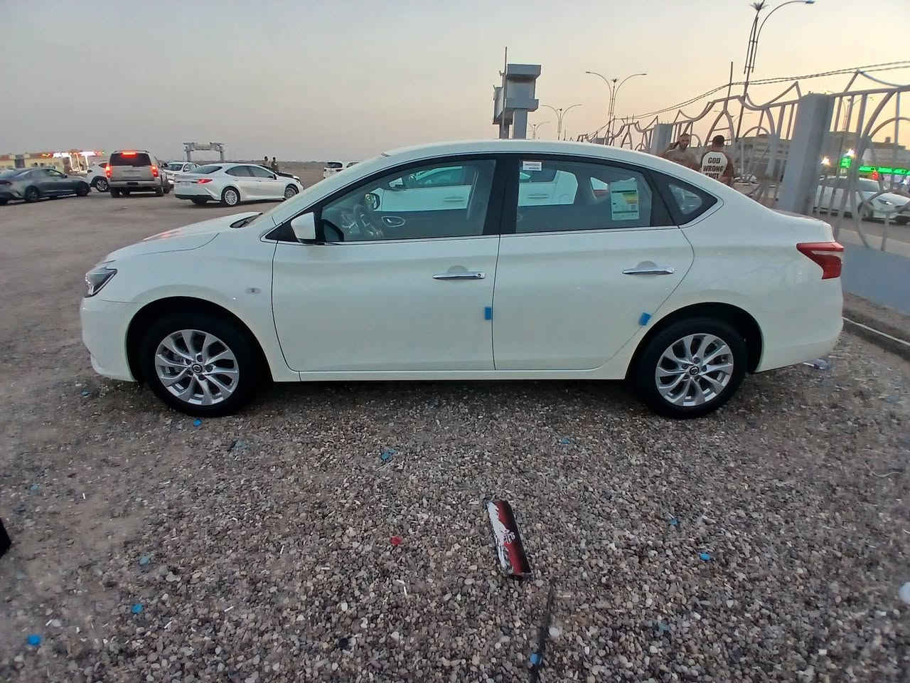 نيسان سنتره البيع السعر 123 قفر سياره كفاله عامه العنوان بصره  ***********
