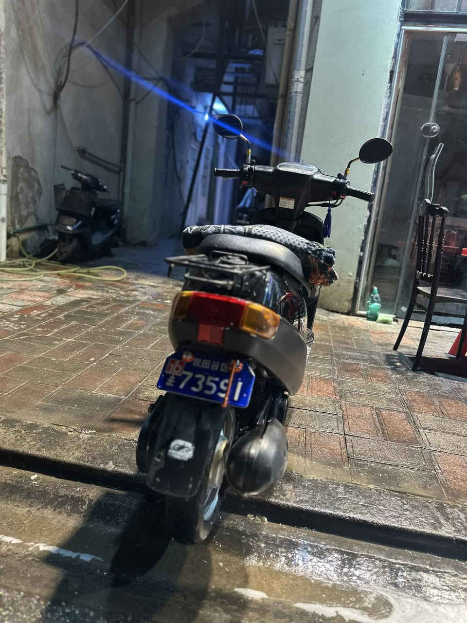 السلام عليكم بطه 2003 دراجه حاويه السعر 750 وبيهه مجال الهاتف ***********
