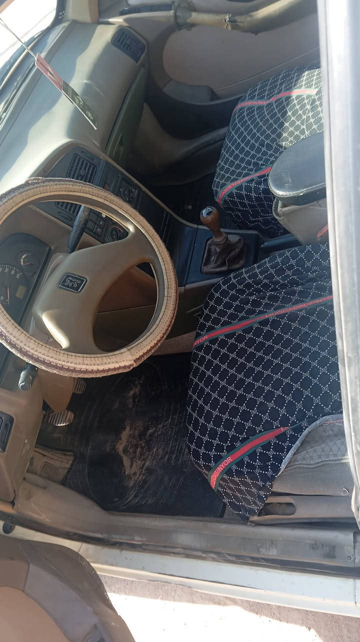 بيجو 405 رقم نكليزي نجف باسمي سنوية لل30 
مديل 2009  
كير مكينة تبريد كفاله بدون ضربة 
بيه جاملغ عكس السايق فقط بدون ضربه 
السعر 40  بيع او مراوس بتيكو من النجف فقط
***********
